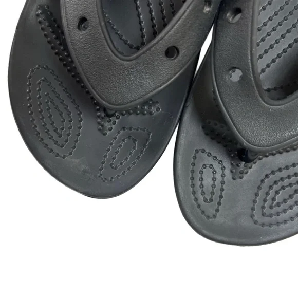 Crocs Thong Flat Black Slide Pool Outdoor Sandals Unisex M 7 W 9 - Picture 3 of 5